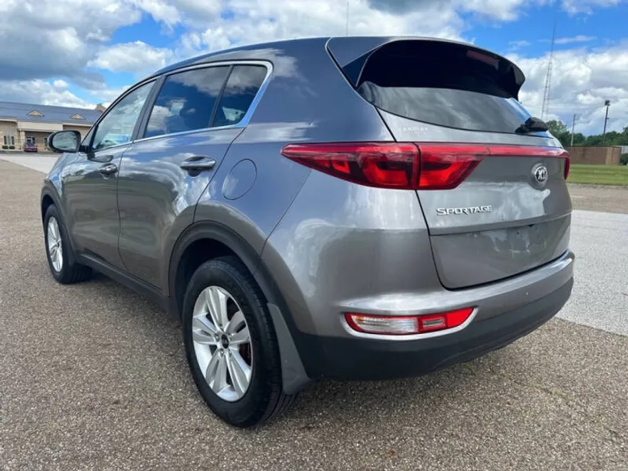 2017 Kia Sportage LX photo 1