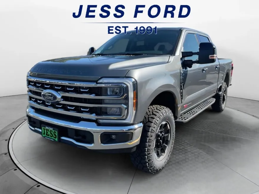 2025 Ford F-350 Lariat photo 1