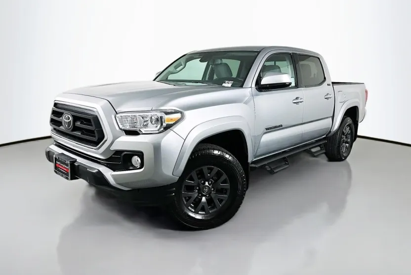2023 Toyota Tacoma SR5 photo 1