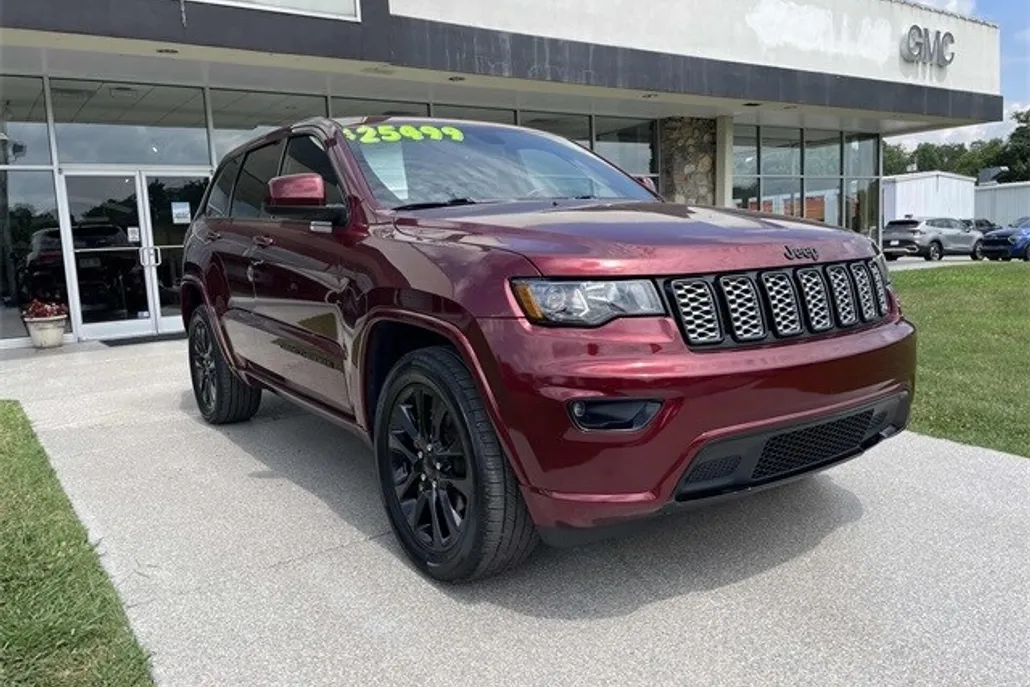 2020 Jeep Grand Cherokee Altitude photo 1