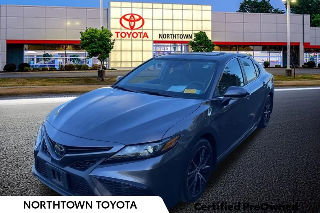 2023 Toyota Camry SE photo 1