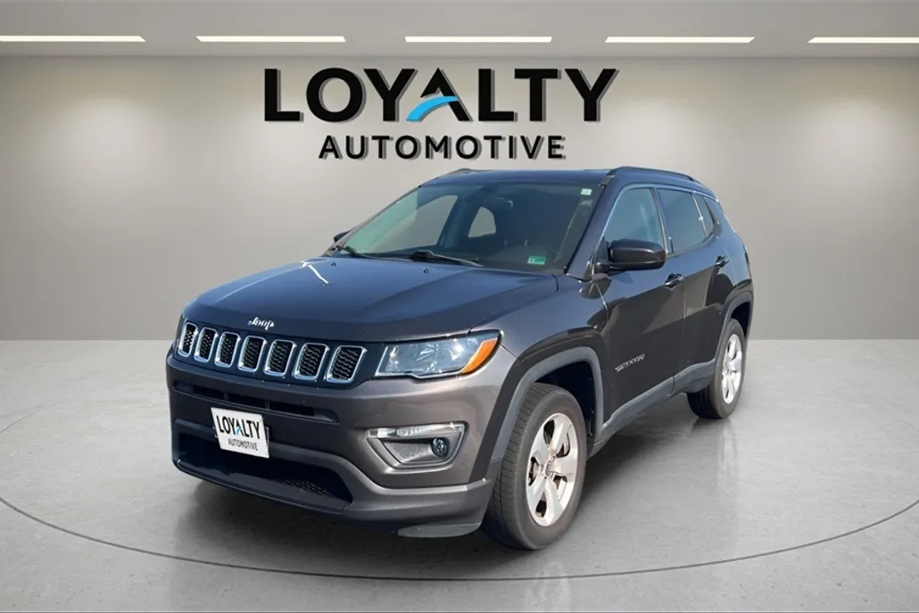 2018 Jeep Compass Latitude photo 1