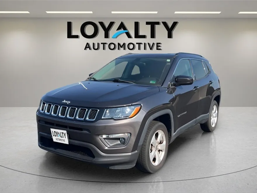 2018 Jeep Compass Latitude photo 1