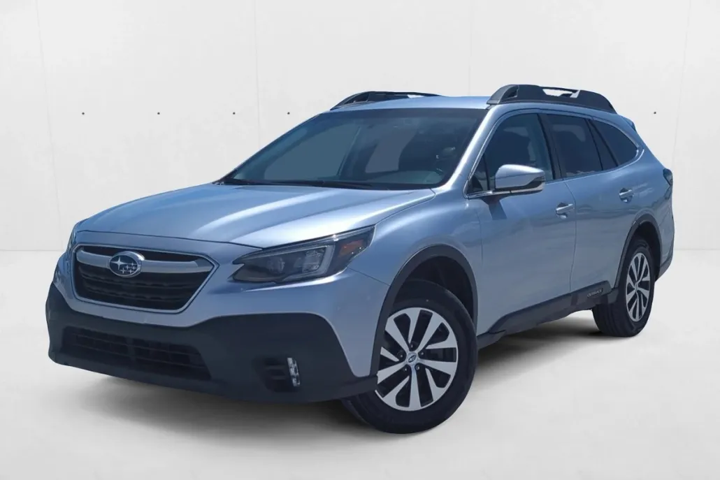 2022 Subaru Outback Premium photo 1