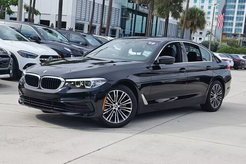 2019 Bmw 530i Sedan photo 1