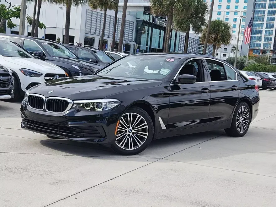 2019 Bmw 530i Sedan photo 1