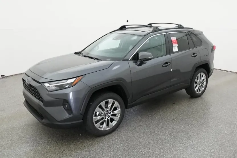 2025 Toyota RAV4 XLE Premium photo 1