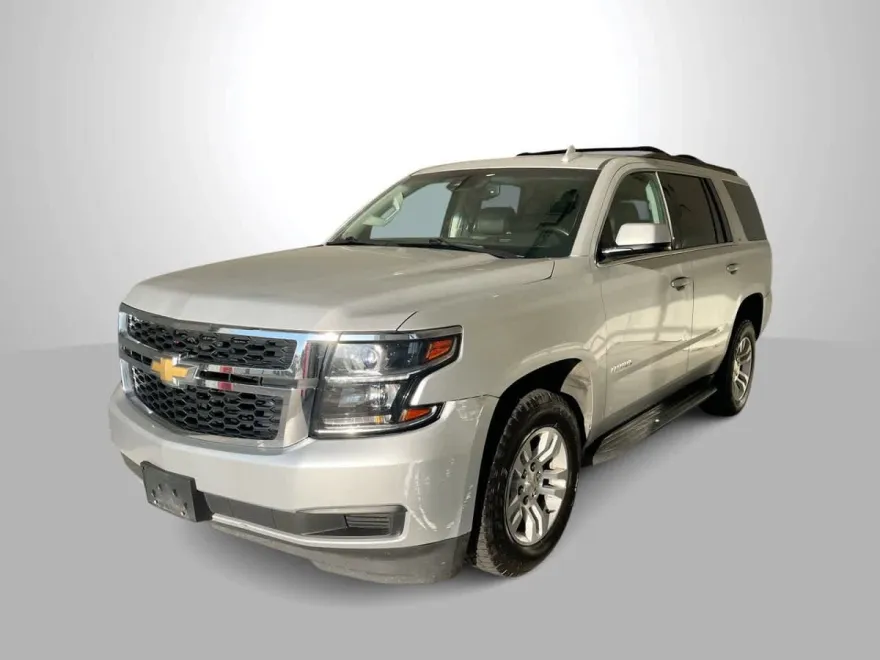 2017 Chevrolet Tahoe LT photo 1