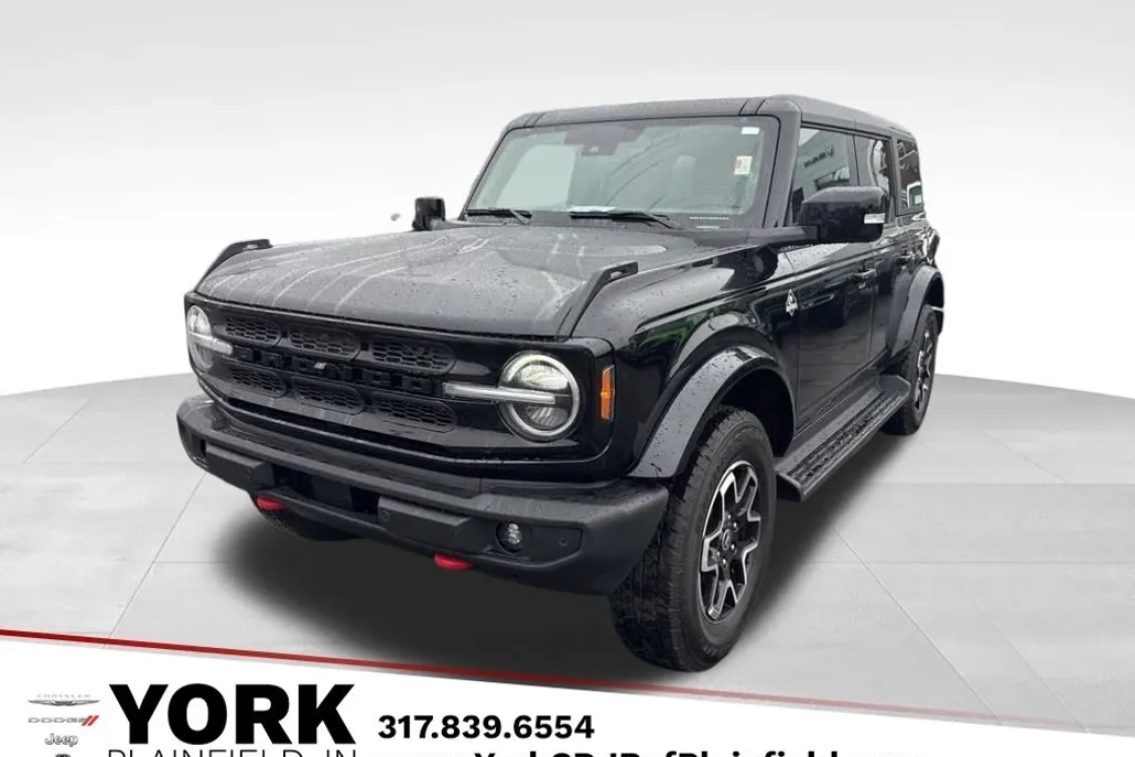 2025 Ford Bronco Outer Banks photo 1