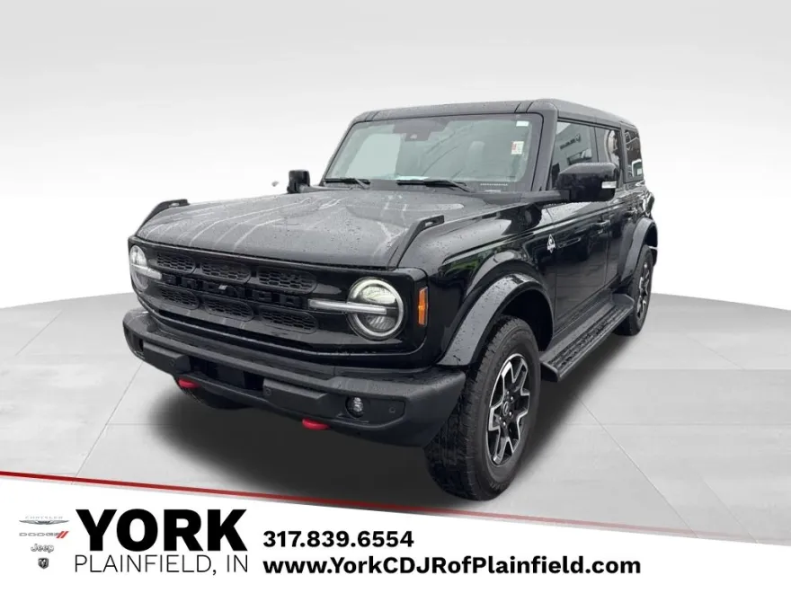 2025 Ford Bronco Outer Banks photo 1