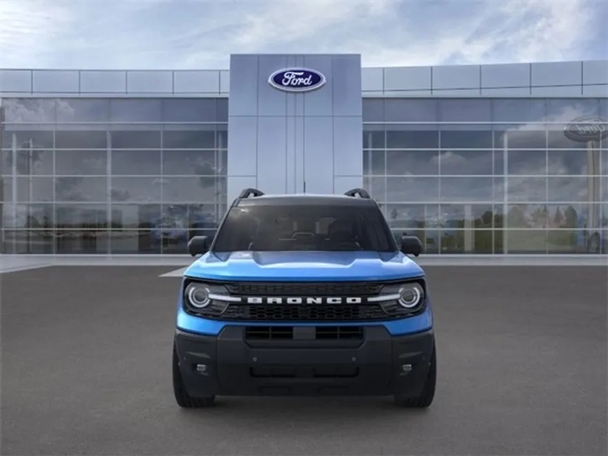 2025 Ford Bronco Outer Banks photo 1