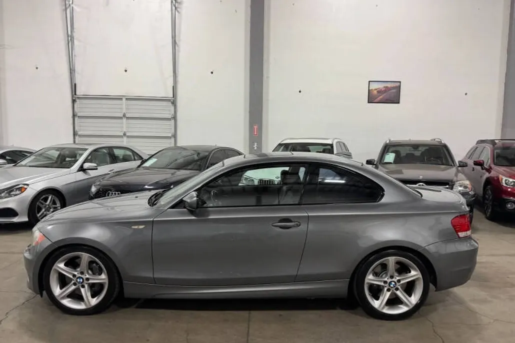 2010 Bmw 135i 1-Series photo 1