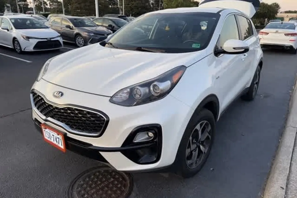 2021 Kia Sportage LX photo 1
