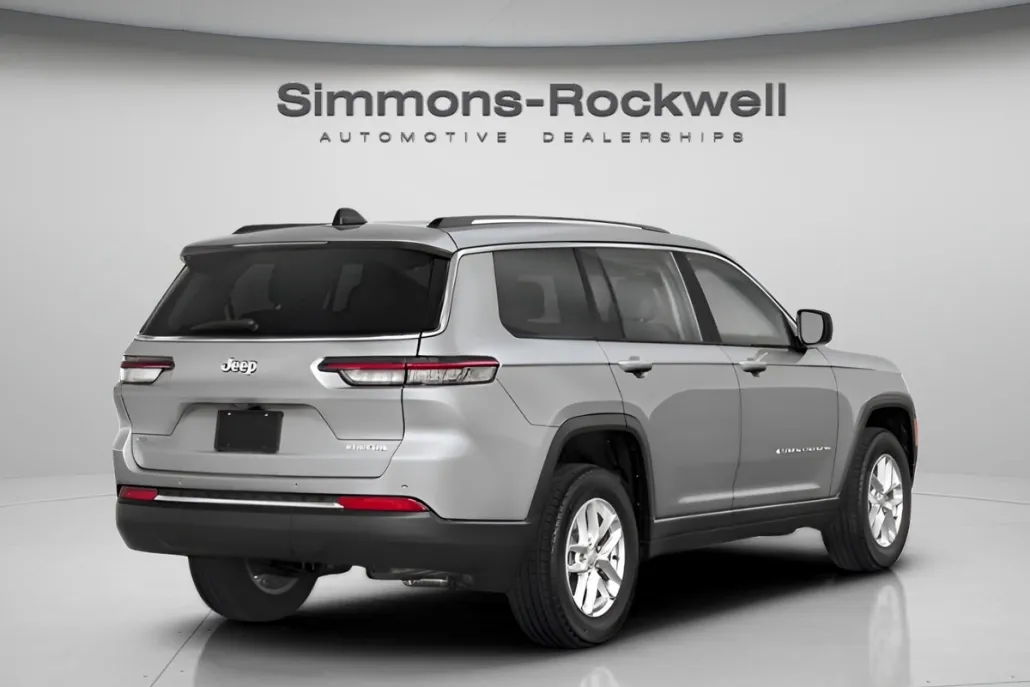 2024 Jeep Grand Cherokee Altitude photo 1