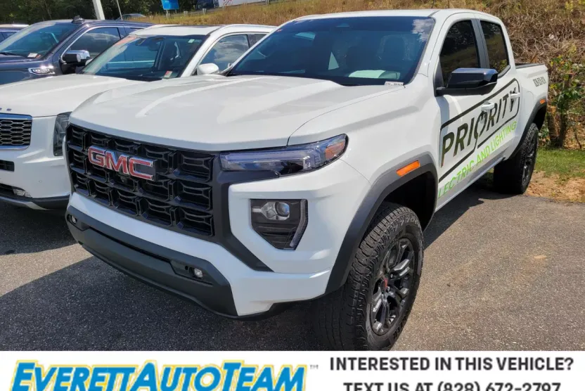 2025 Gmc Canyon Elevation photo 1