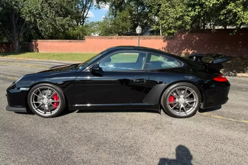 2011 Porsche 911 GT3 photo 1