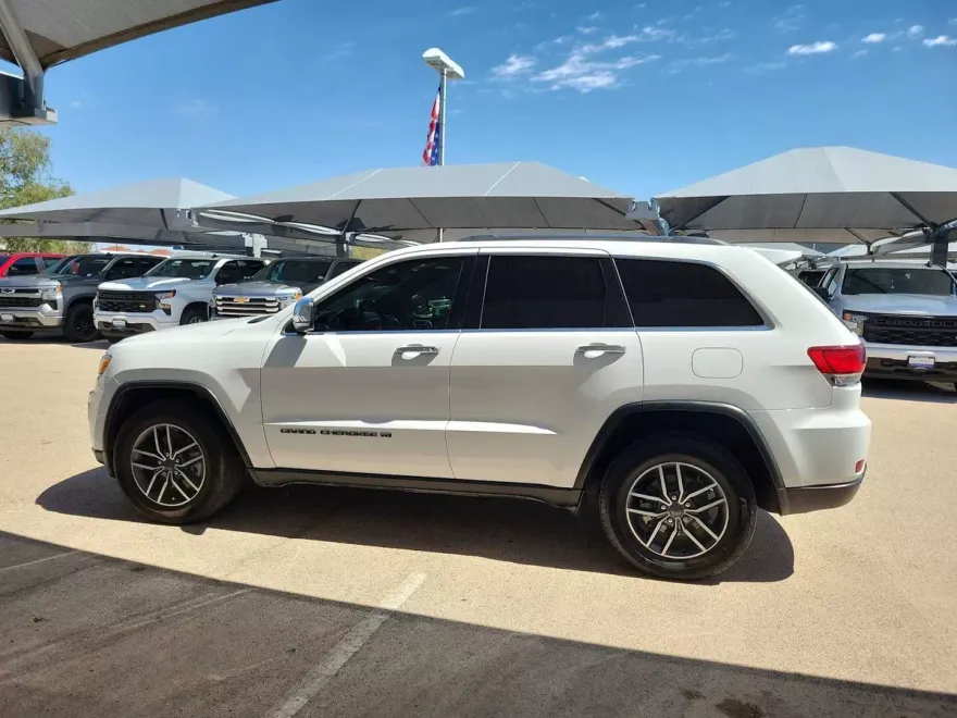 2022 Jeep Cherokee Limited photo 1