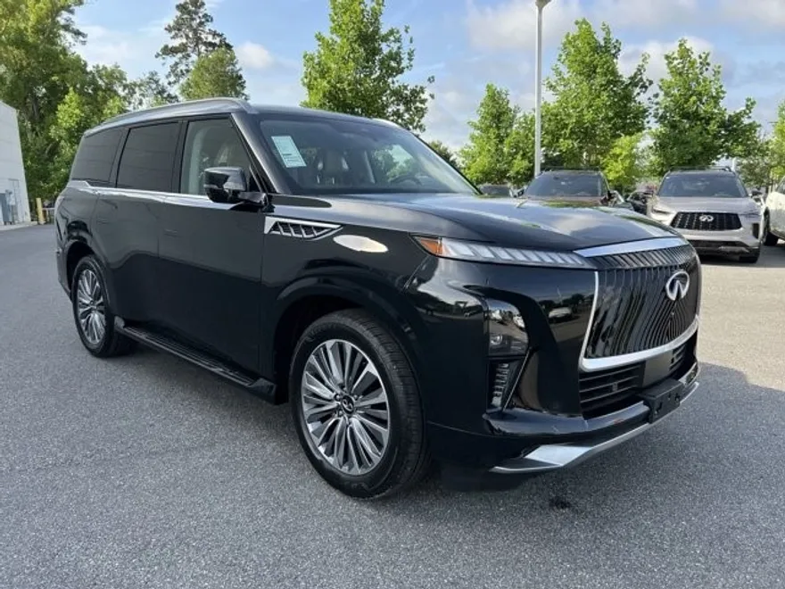 2025 Infiniti QX80 Sensory photo 1
