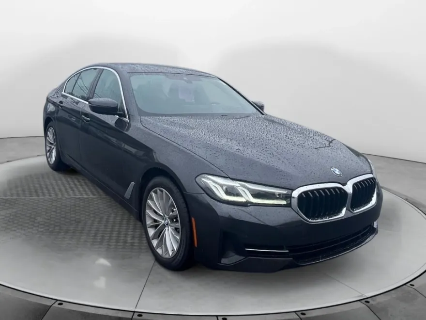 2023 Bmw 530i photo 1