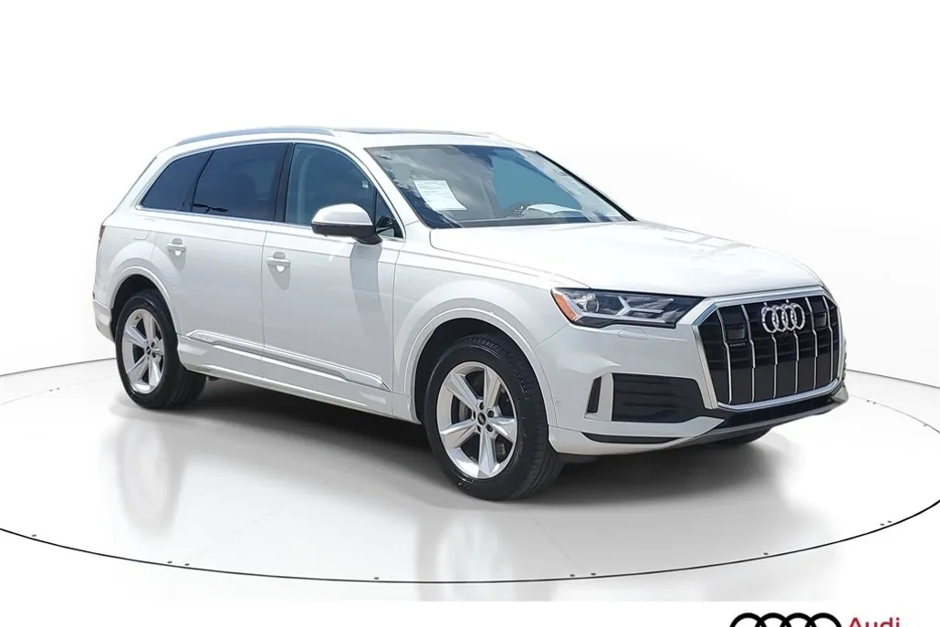 2023 Audi Q7 45 Premium Plus photo 1