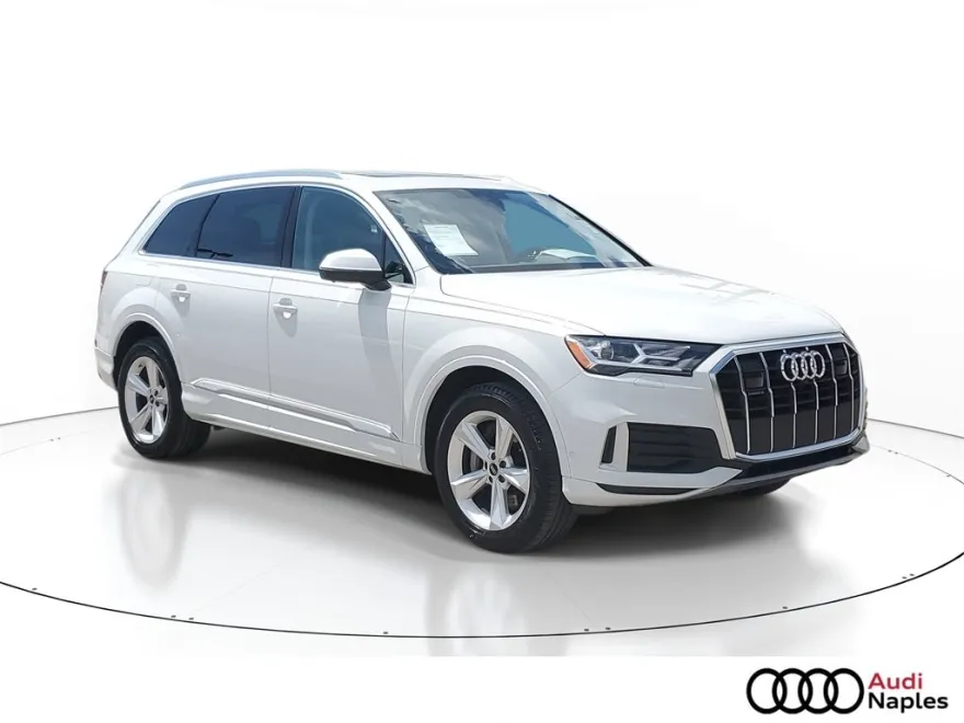 2023 Audi Q7 45 Premium Plus photo 1