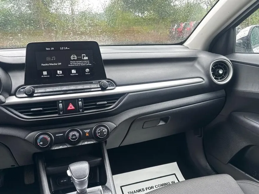 2021 Kia Forte FE photo 30