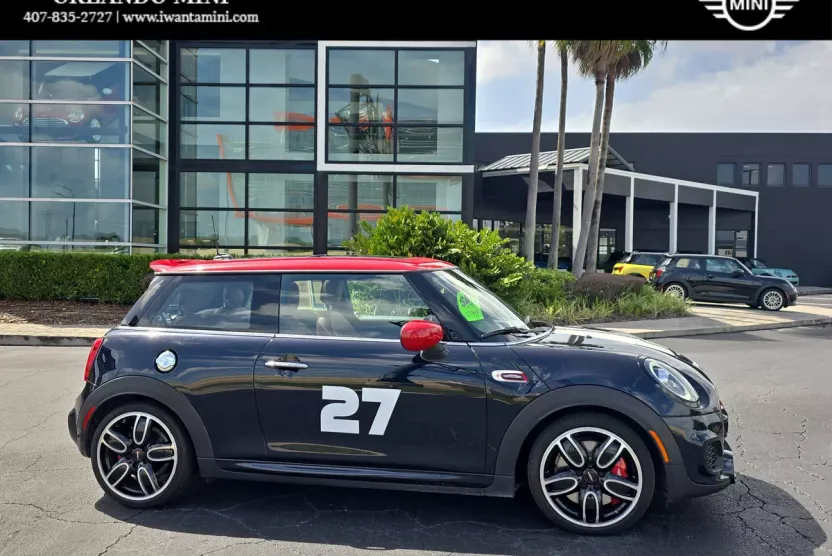 2021 Mini Cooper 2 Door Hardtop photo 1