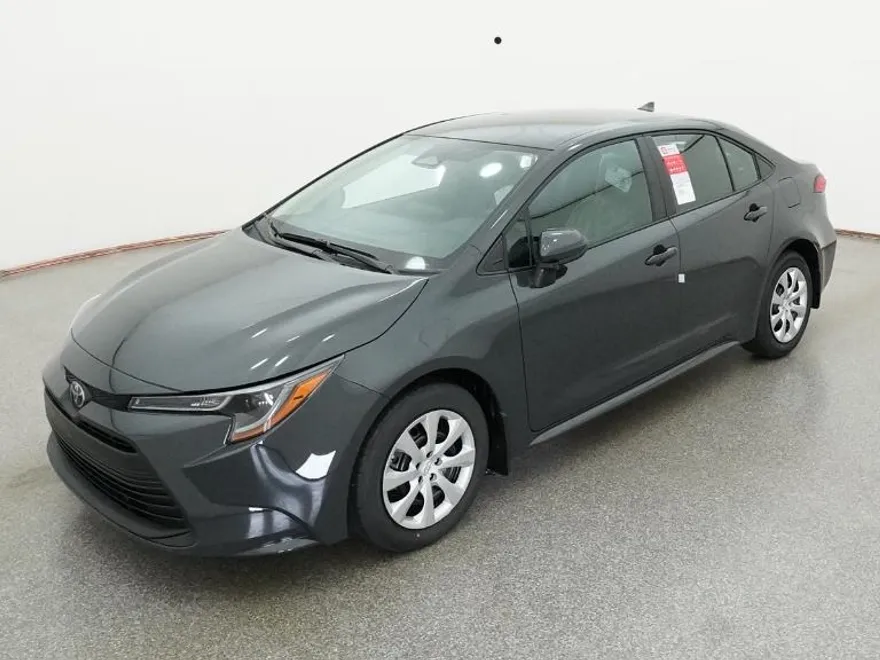 2026 Toyota Corolla LE photo 1
