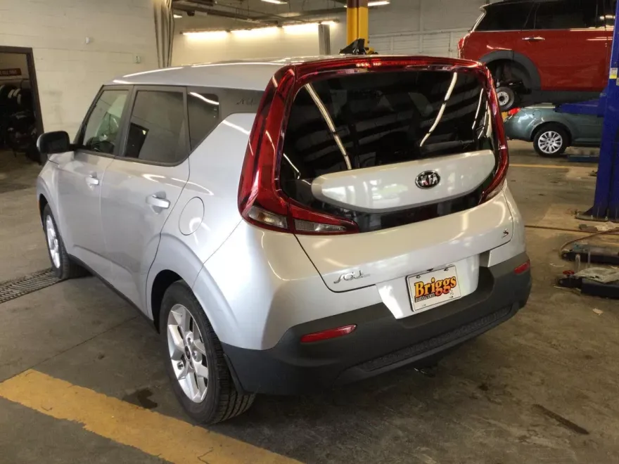 2020 Kia Soul S photo 1
