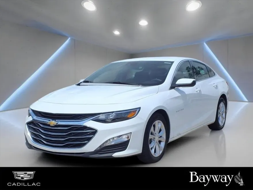 2023 Chevrolet Malibu 1LT photo 1