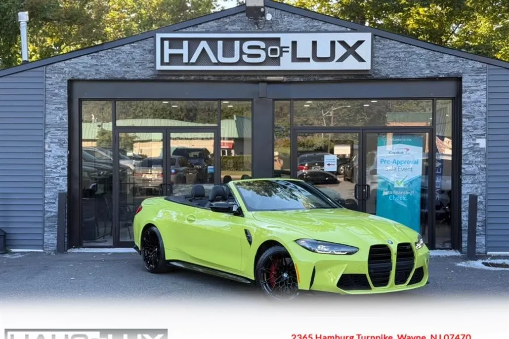 2023 Bmw M4 Competition xDrive Convertible photo 1
