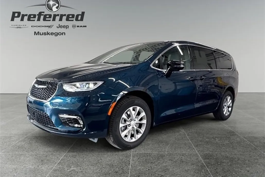 2025 Chrysler Pacifica photo 1