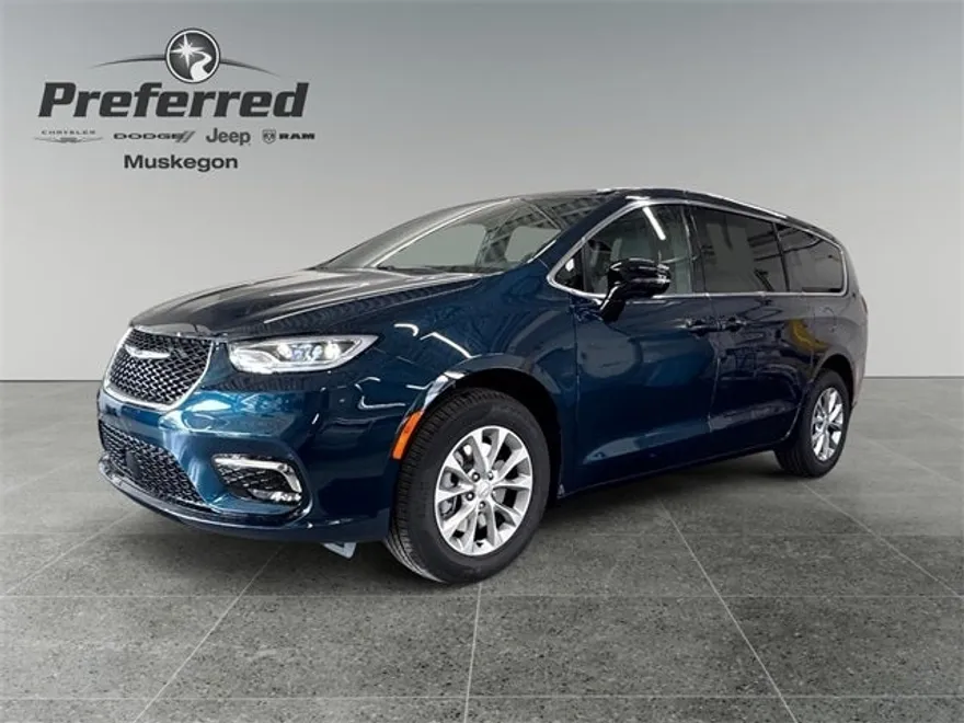 2025 Chrysler Pacifica photo 1