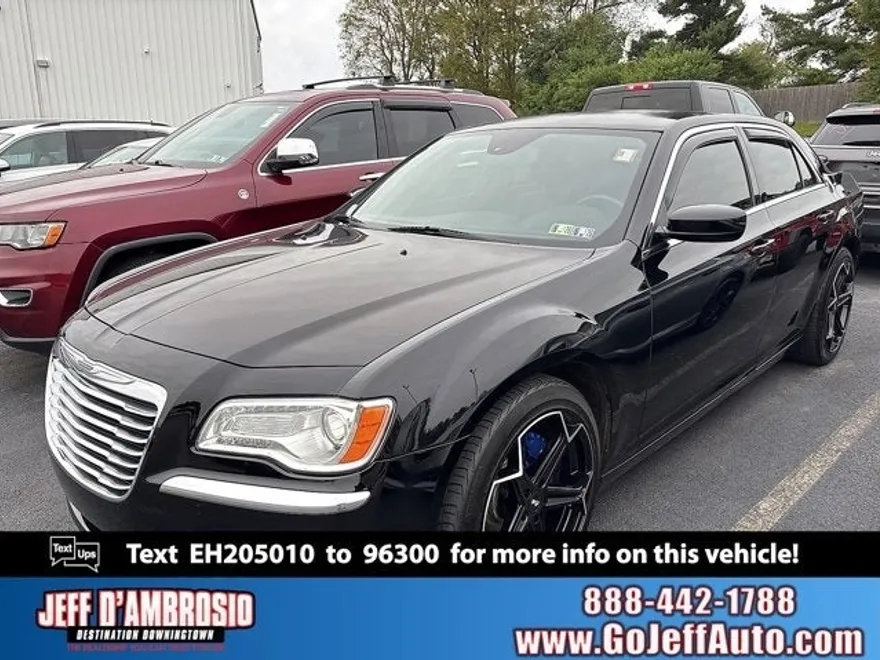 2014 Chrysler 300 Base photo 1