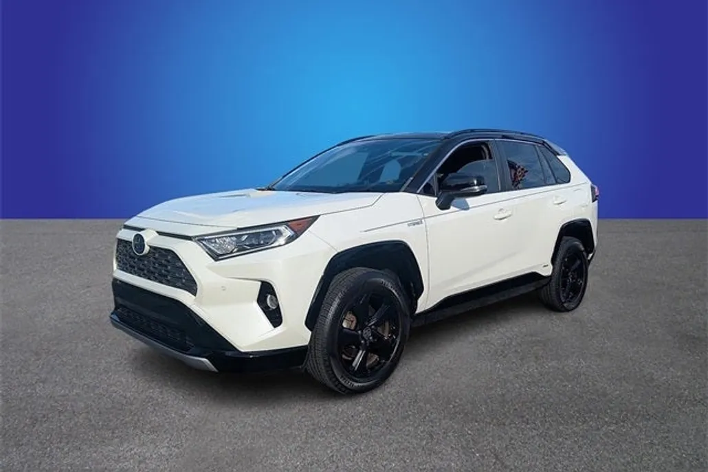 2020 Toyota RAV4 Hybrid XSE photo 1