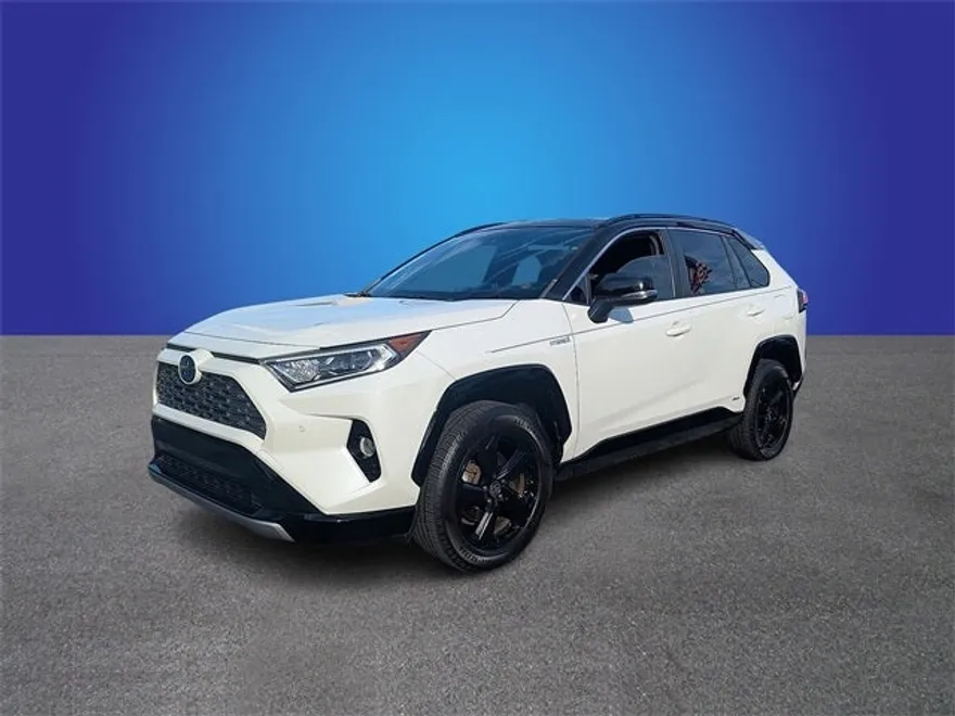 2020 Toyota RAV4 Hybrid XSE photo 1