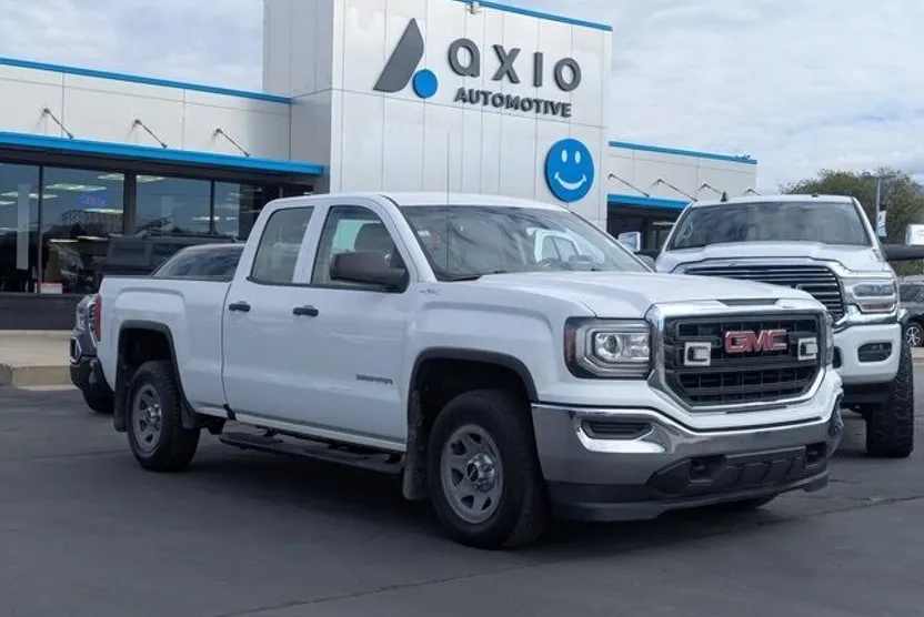 2017 Gmc Sierra 1500 Base photo 1