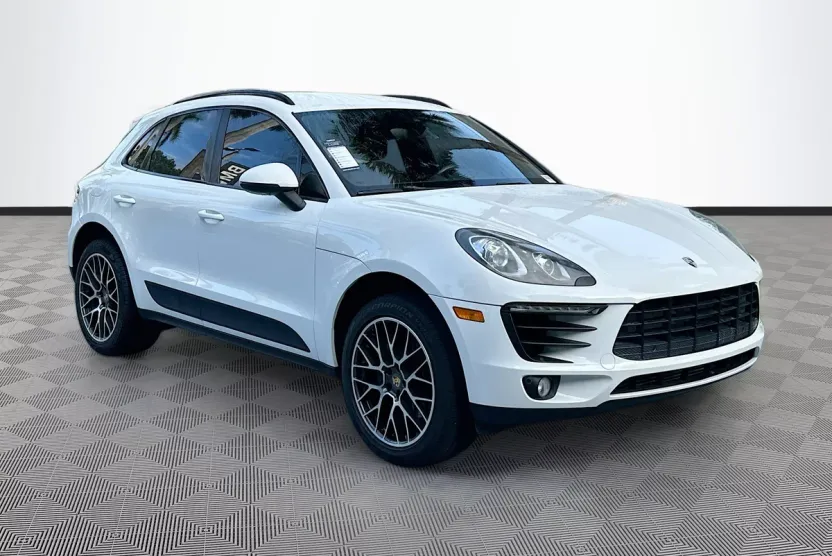 2018 Porsche Macan photo 1