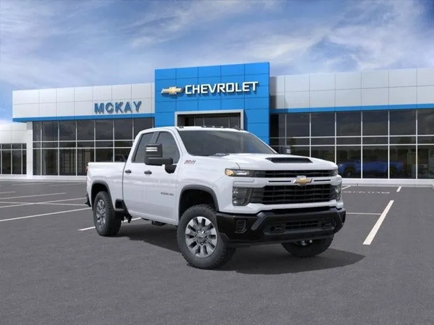 2026 Chevrolet Silverado 2500HD Custom photo 1