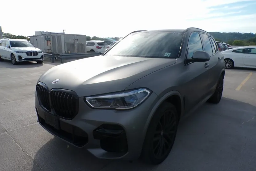 2023 Bmw X5 M50i photo 1