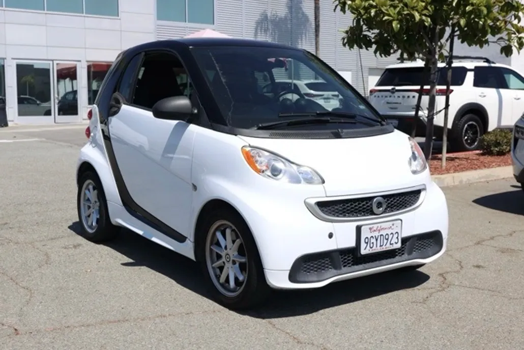 2016 Smart Fortwo Electric Drive photo 1