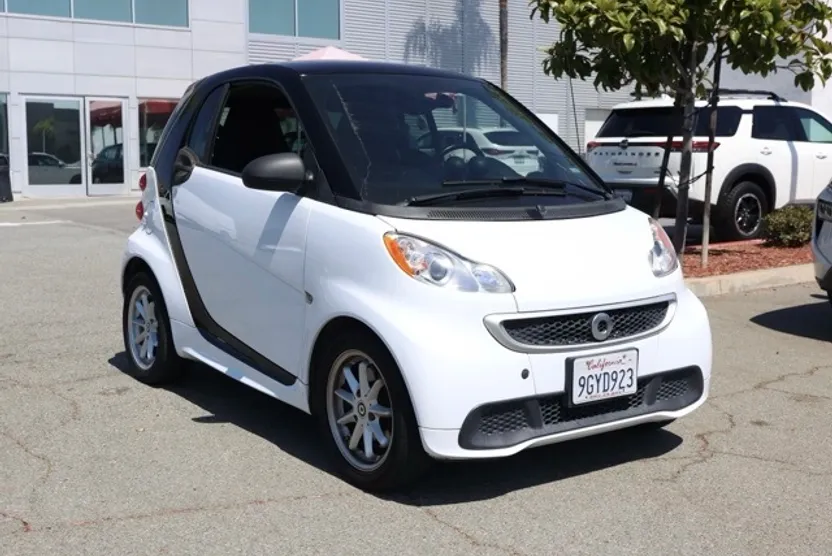 2016 Smart Fortwo Electric Drive photo 1