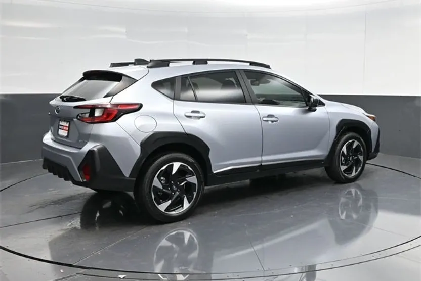 2024 Subaru Crosstrek Limited photo 1
