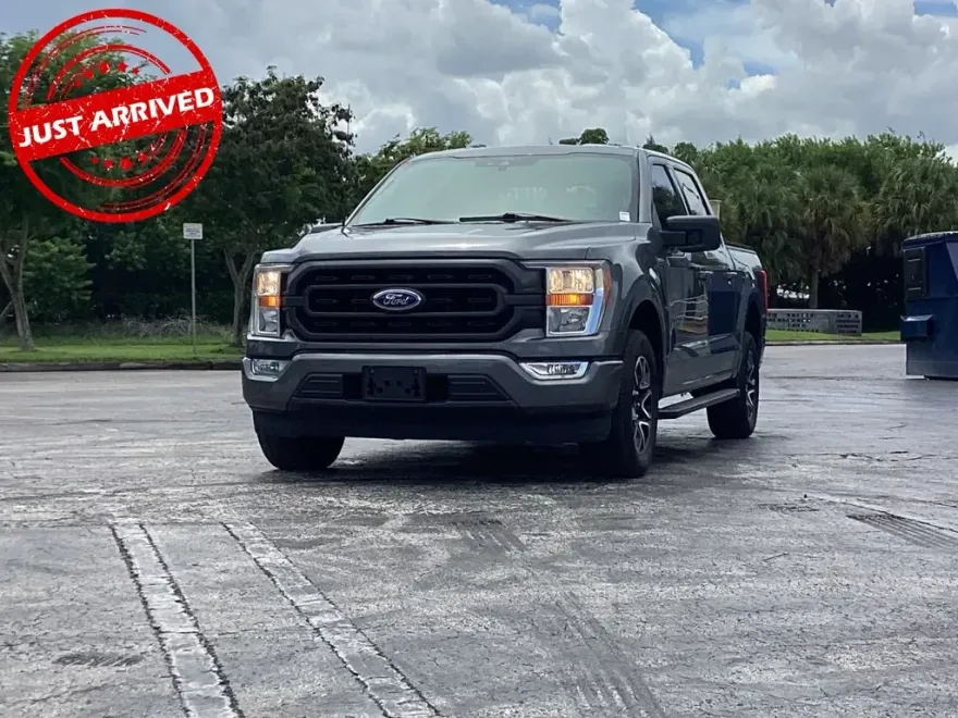 2022 Ford F-150 XL photo 1