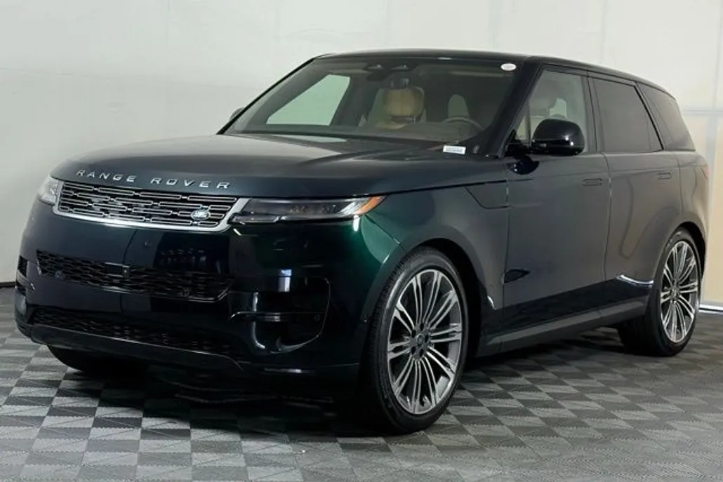 2025 Land Rover Range Rover Sport SE photo 1