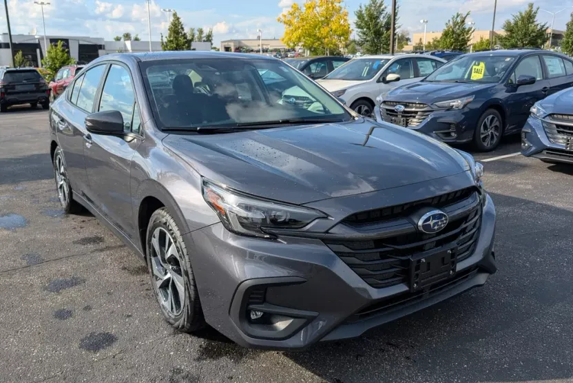 2025 Subaru Legacy Premium photo 1