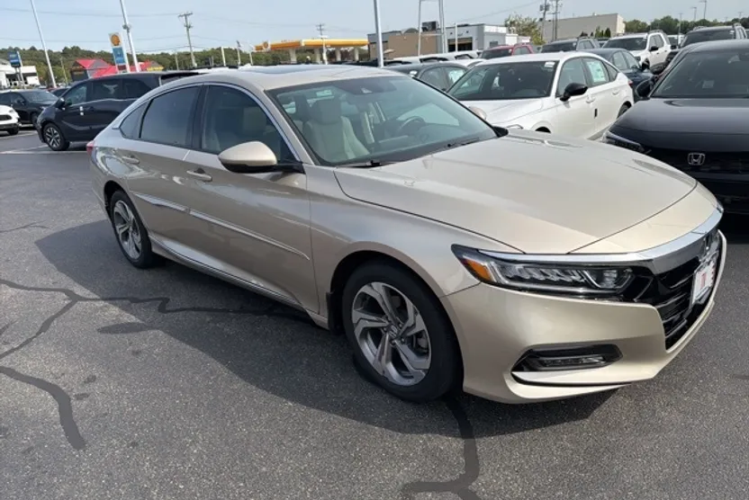 2019 Honda Accord EX-L photo 1