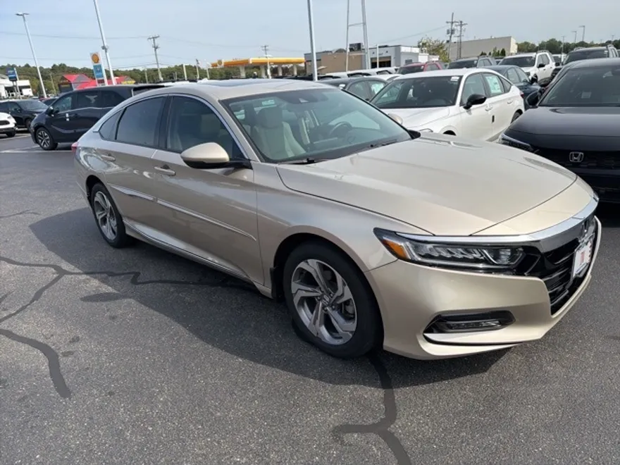 2019 Honda Accord EX-L photo 1