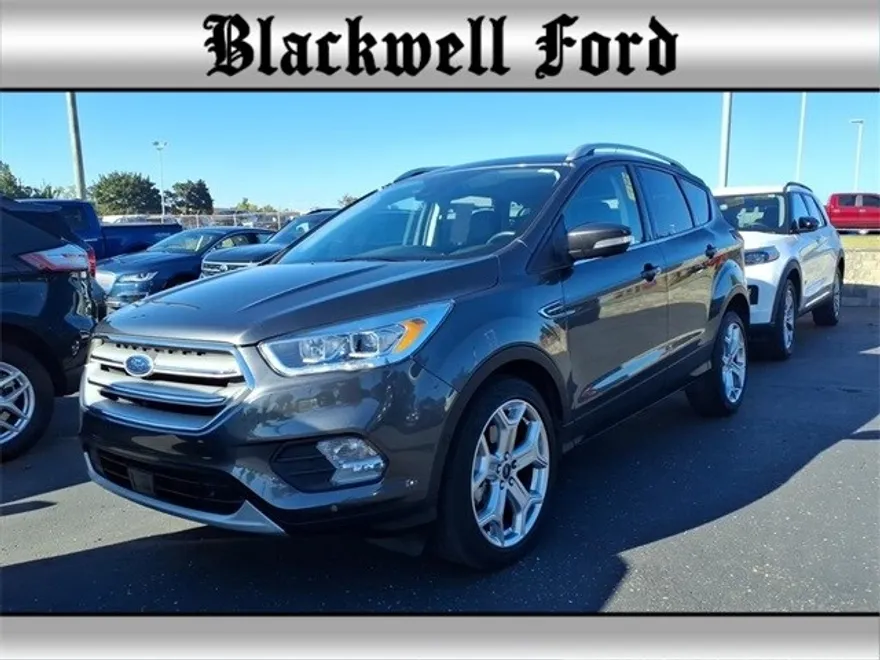 2019 Ford Escape Titanium photo 1