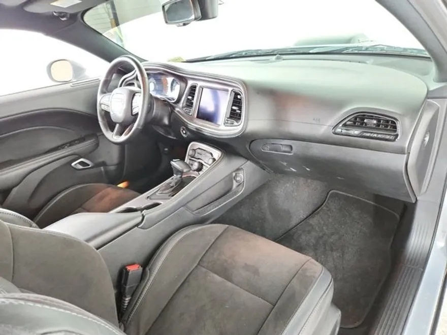 2022 Dodge Challenger R/T Scat Pack photo 42